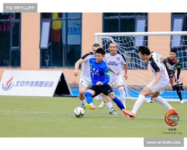 足球裁判评议：每周公开错案，促进公正